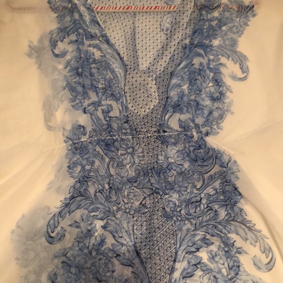 Sheer beach cover - Picture 3 of 9